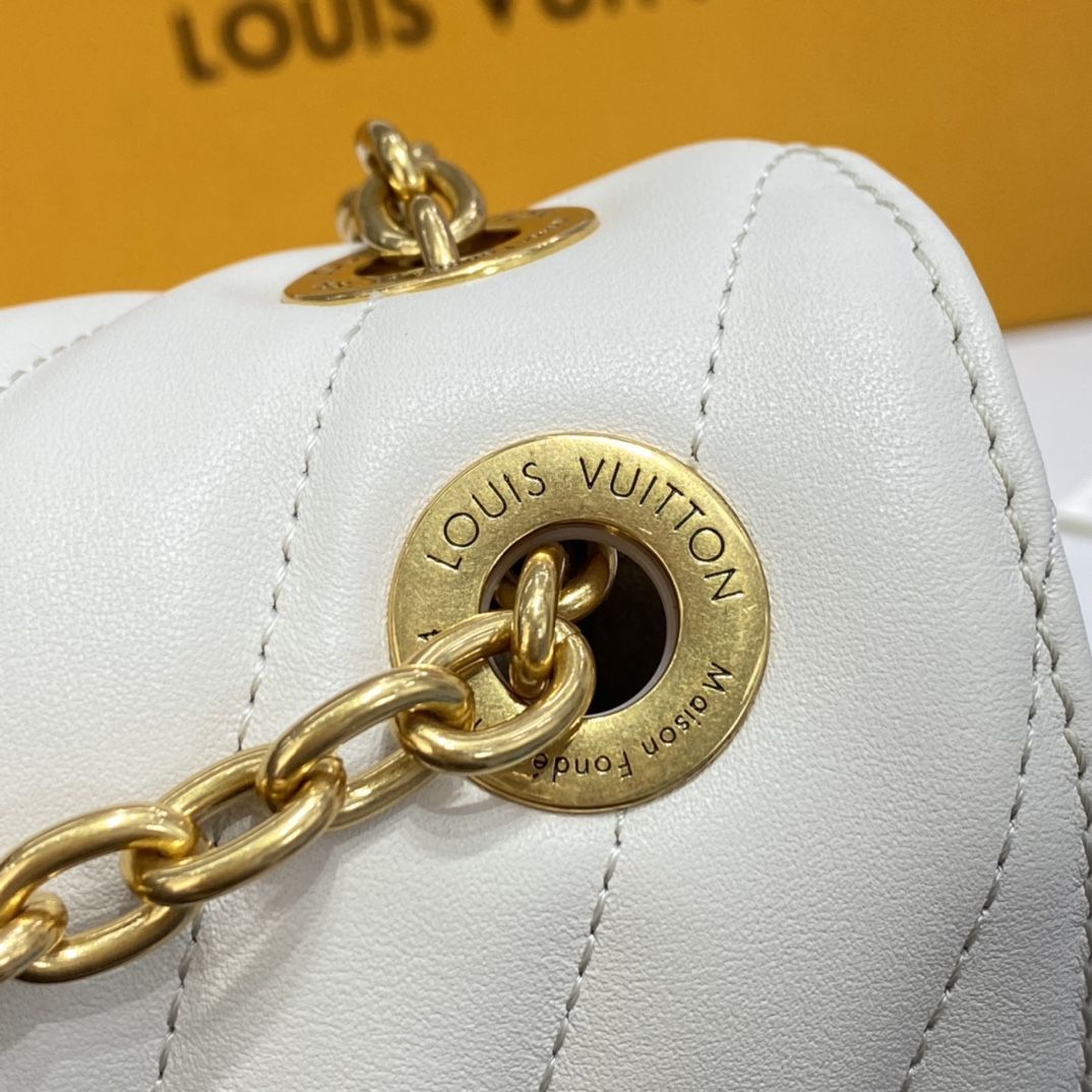 #m58549 l**is V*t*n new wave chain bag mm