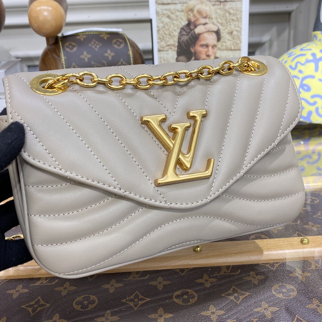 #m58550 l**is V*t*n new wave chain bag mm