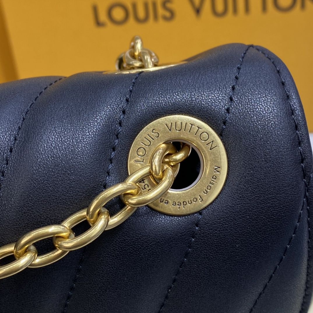 #m58552 l**is V*t*n new wave chain bag mm