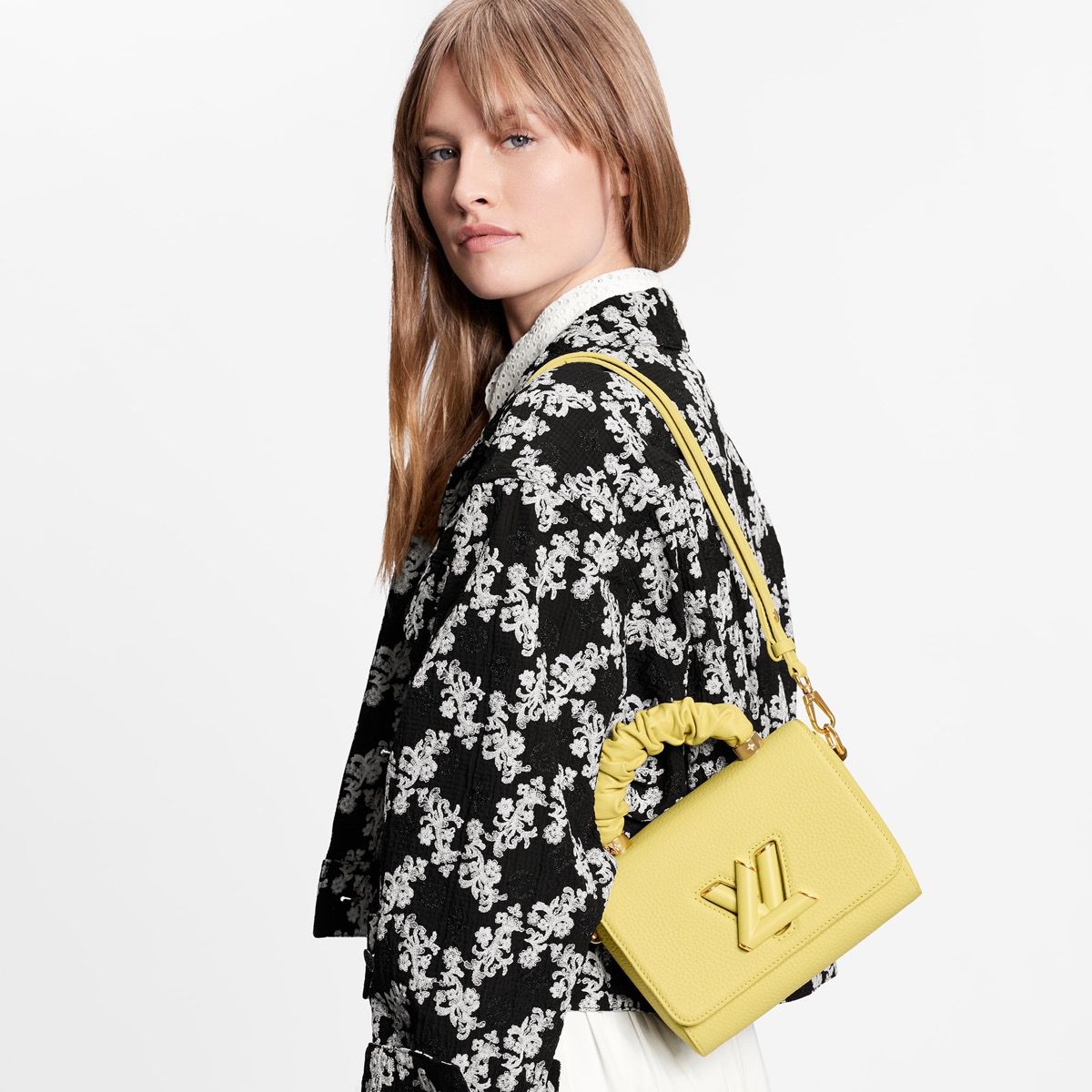 #m58571 l**is V*t*n taurillon leather twist pm-yellow