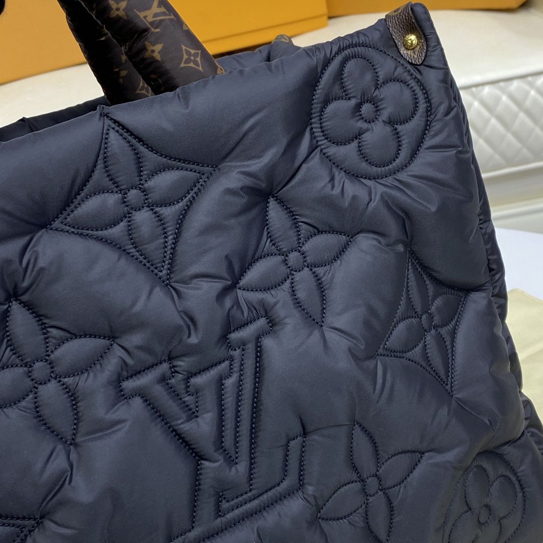 #m59005 l**is V*t*n monogram econyl onthego gm tote bag