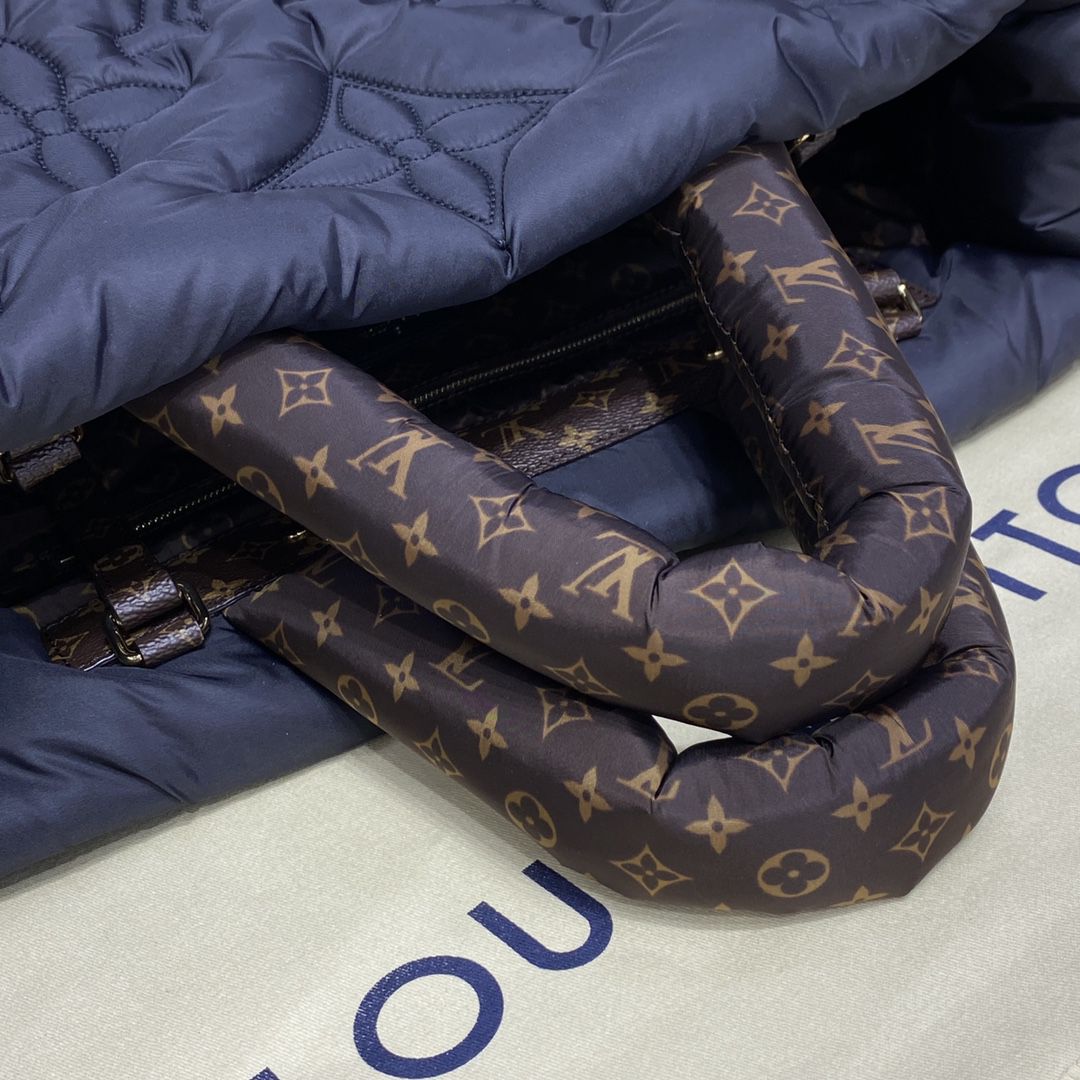 #m59005 l**is V*t*n monogram econyl onthego gm tote bag