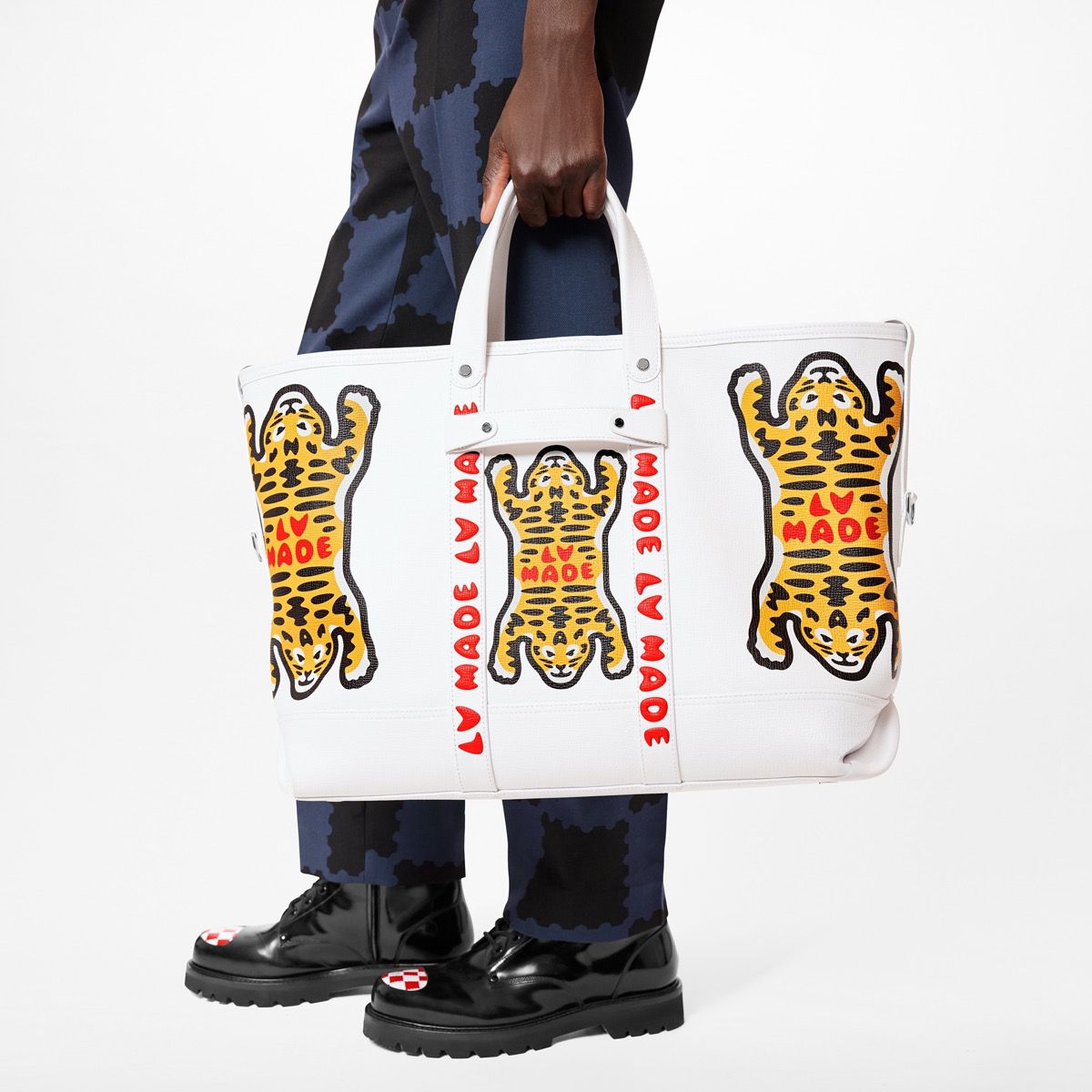 #m59366 l**is V*t*n nigo’s colorful “lv made” tiger tote journey