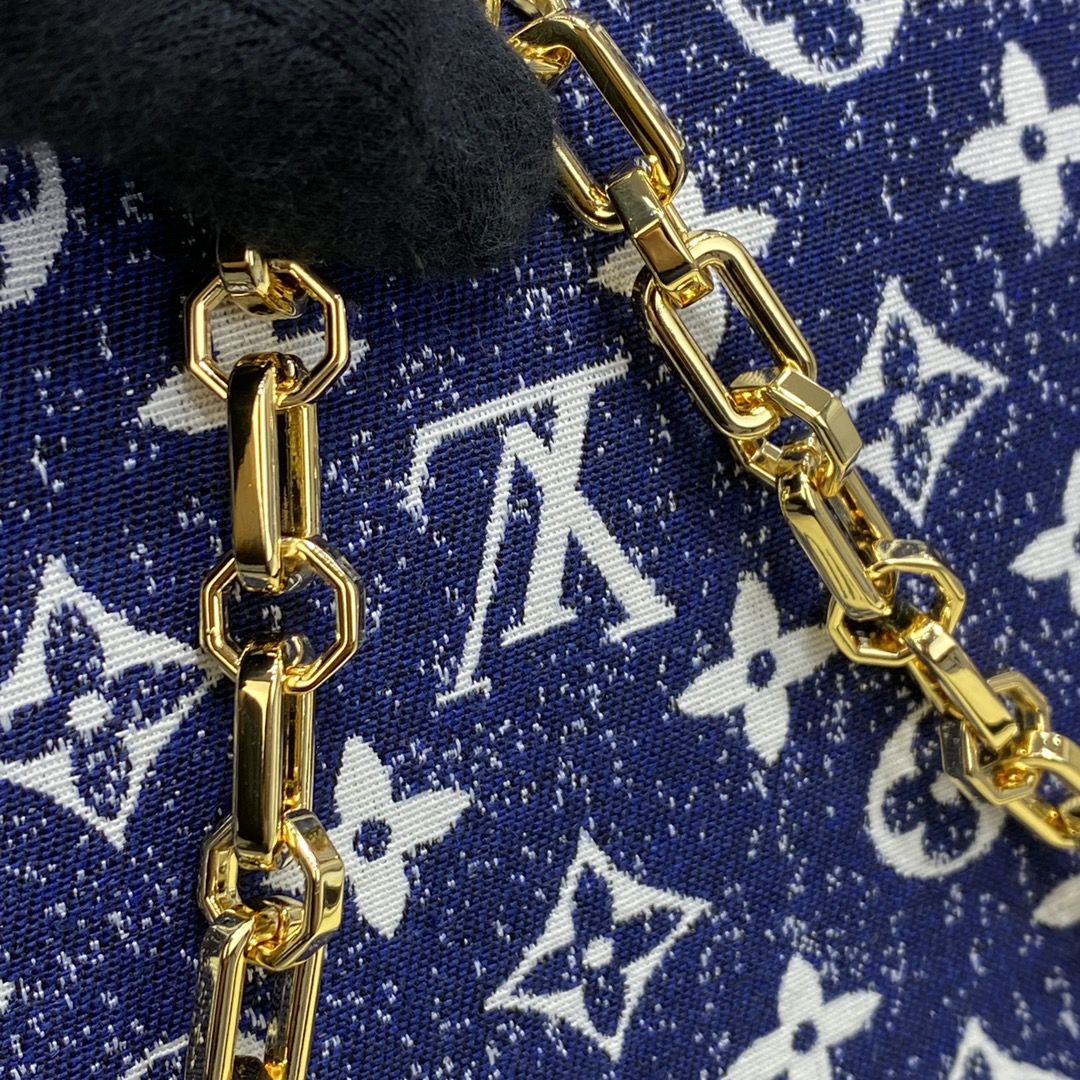 #m59631 l**is V*t*n monogram denim dauphine mm handbag