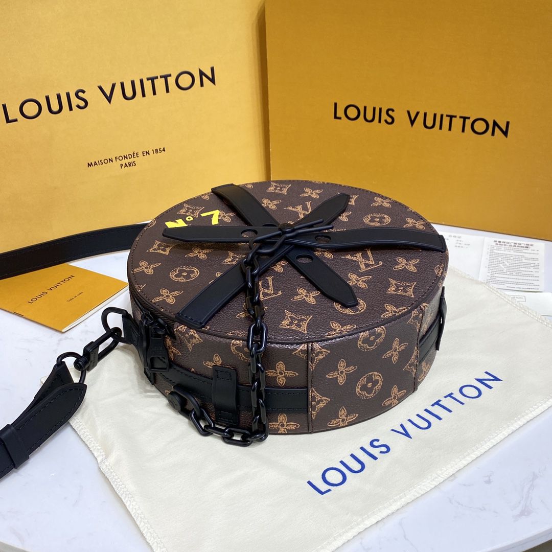 #m59706 l**is V*t*n epi cluny mini handbag-black
