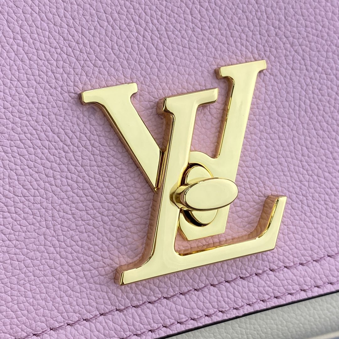 #m59732 l**is V*t*n grained calf leather lockme tender