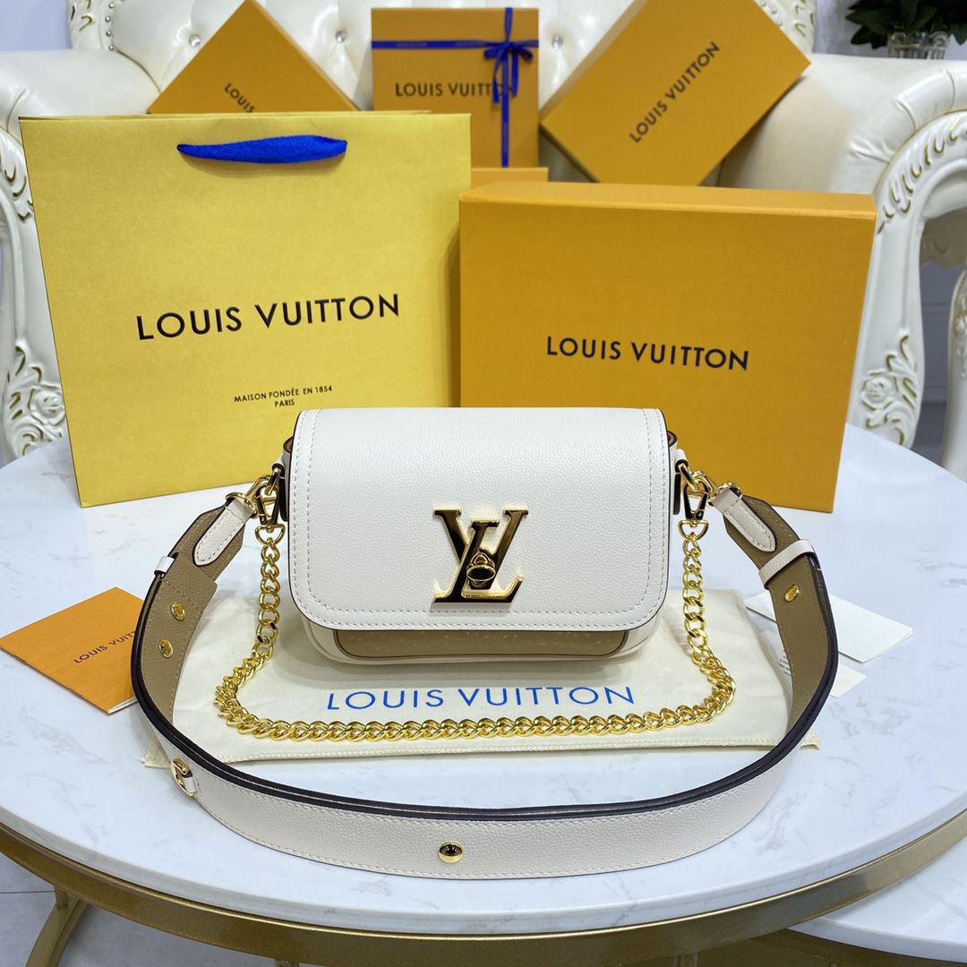 #m59733 l**is V*t*n grained calf leather lockme tender