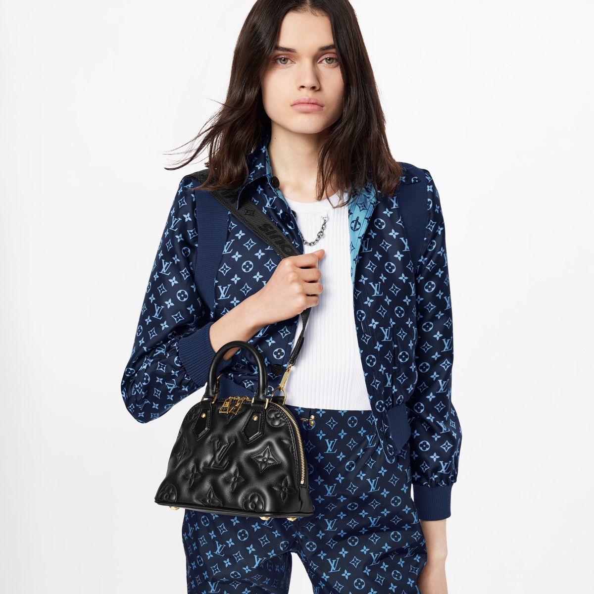 #m59793 l**is V*t*n monogram motif alma bb bag