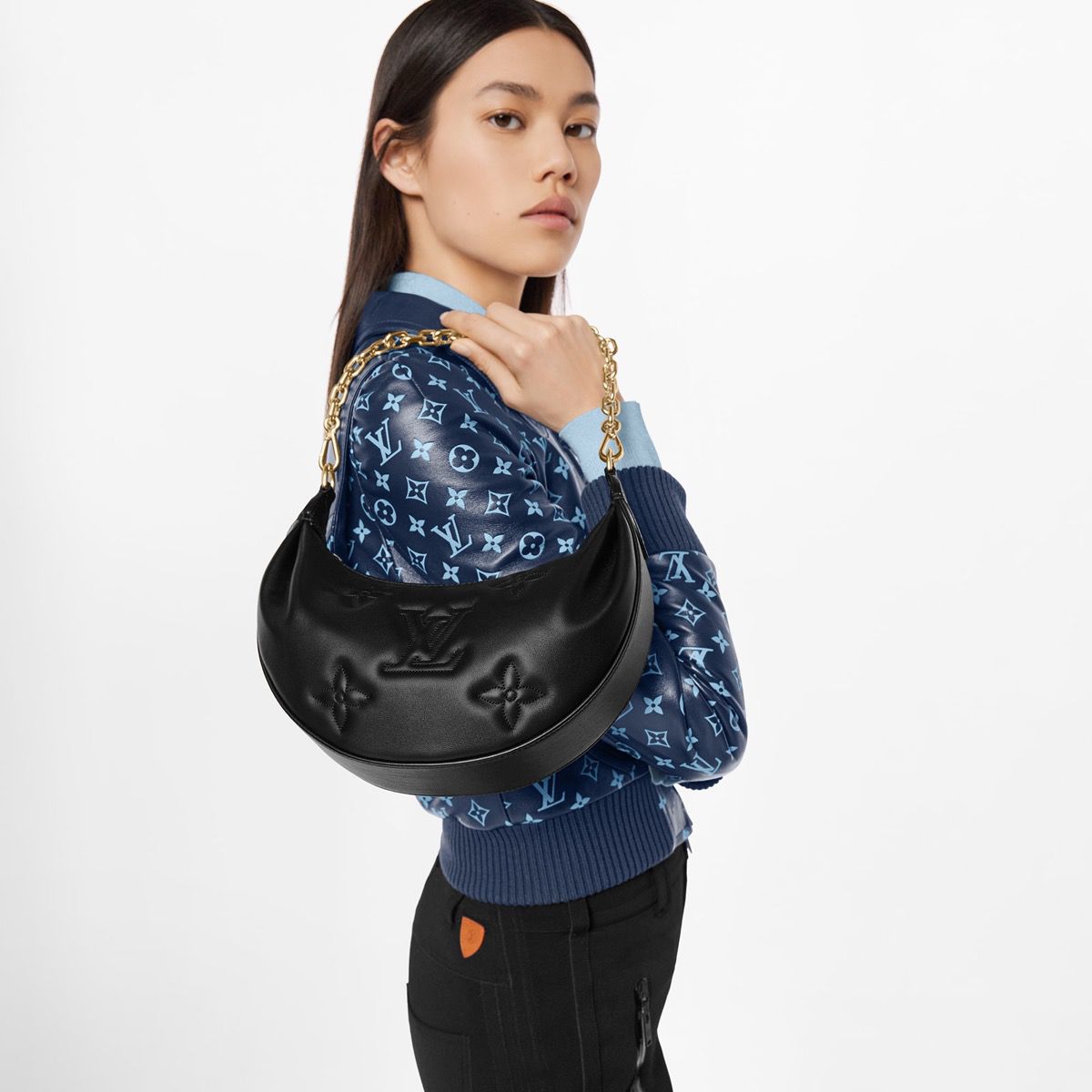 #m59799 l**is V*t*n monogram over the moon