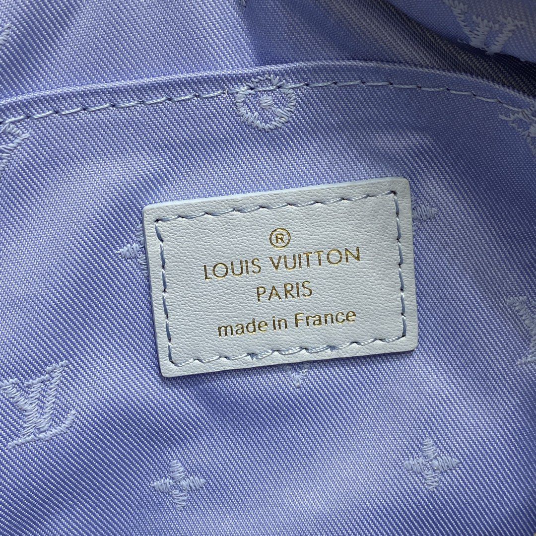#m59825 l**is V*t*n monogram over the moon