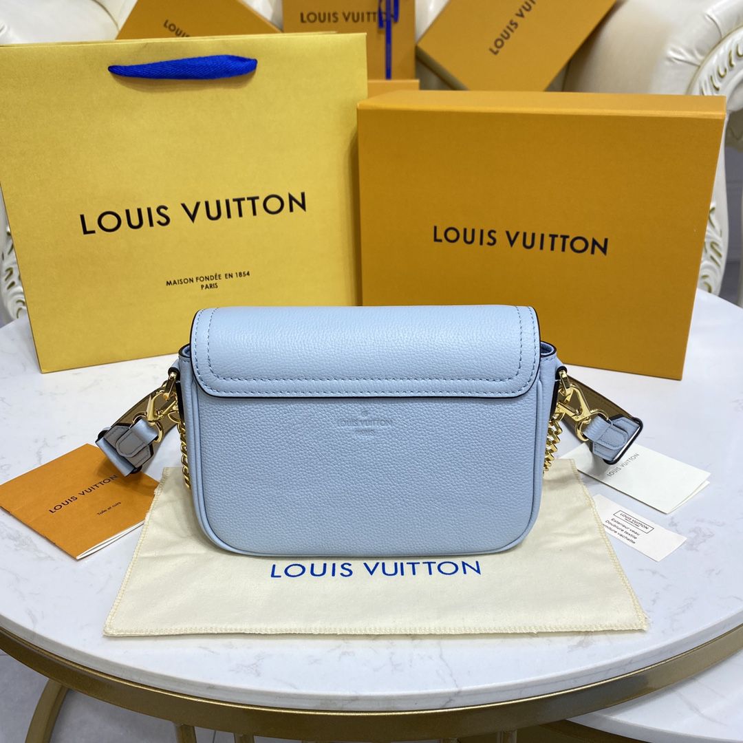 #m59984 l**is V*t*n grained calf leather lockme tender