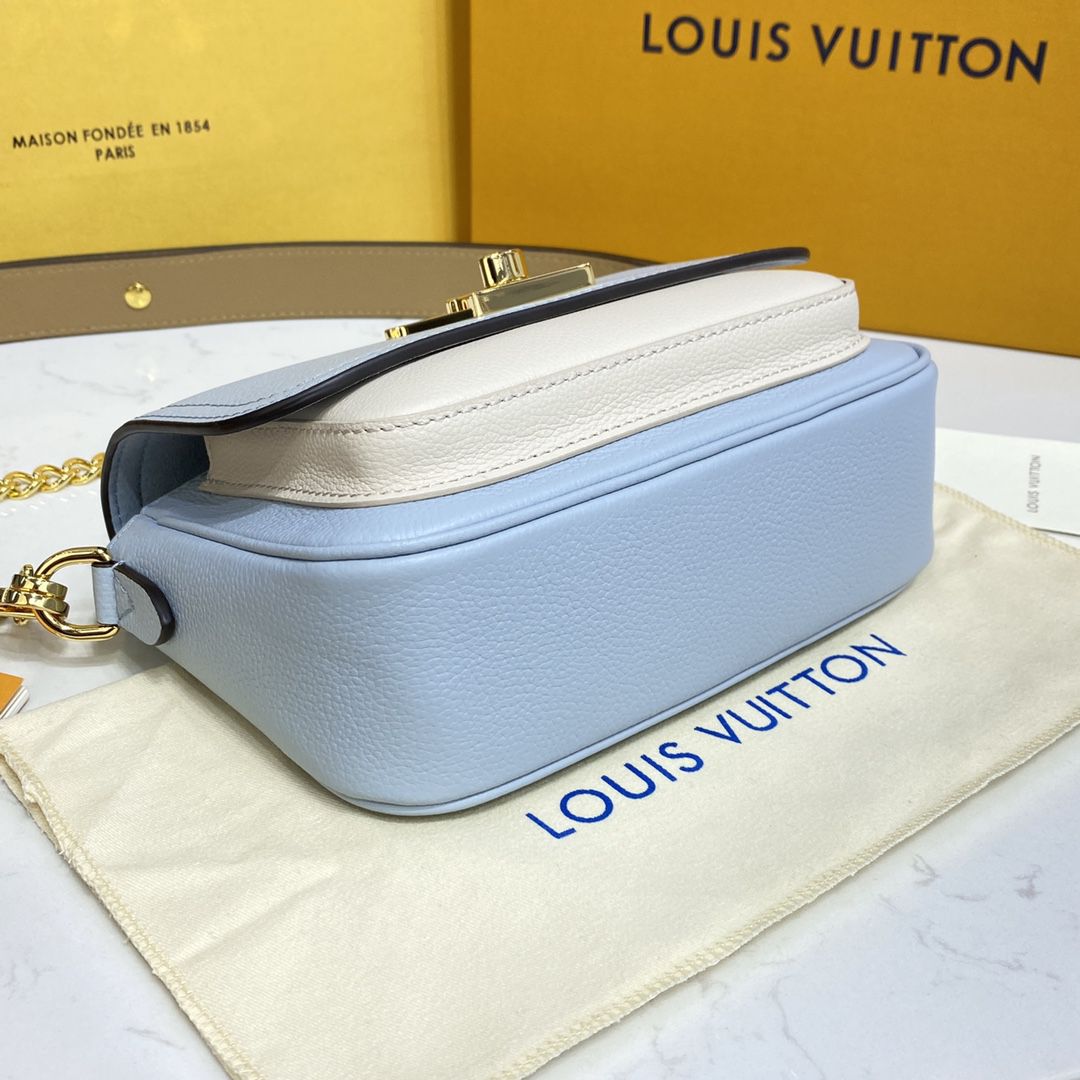 #m59984 l**is V*t*n grained calf leather lockme tender