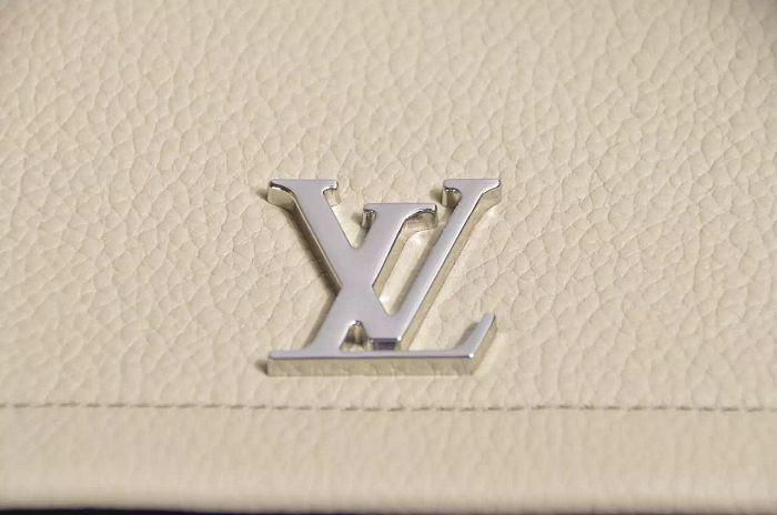 #m62328 l**is V*t*n 2016  premium soft leather lockme ii wallet- 2 colors