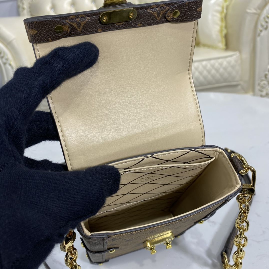 #M63913 Monogram Canvas Vertical Trunk Pochette