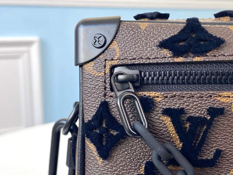 #m68970 l**is V*t*n monogram motif mini soft trunk