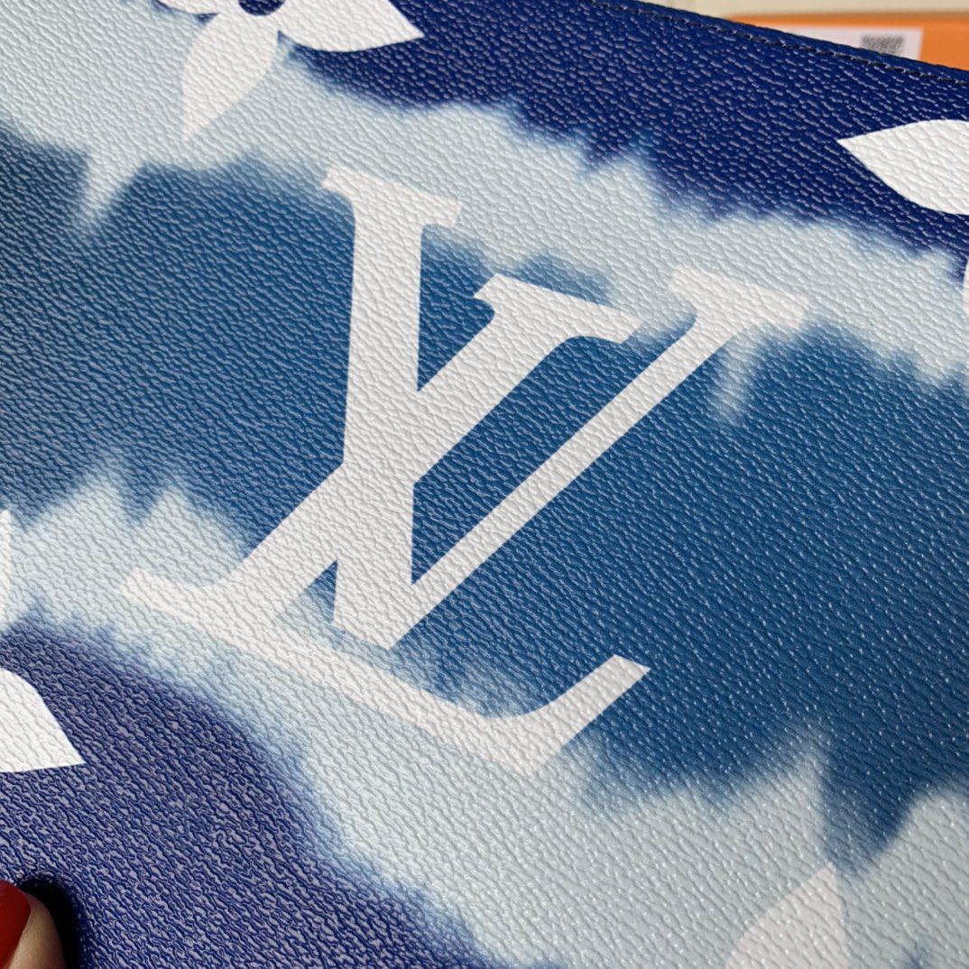 #m69136 l**is V*t*n monogram canvas lv escale poche toilette 26-blue