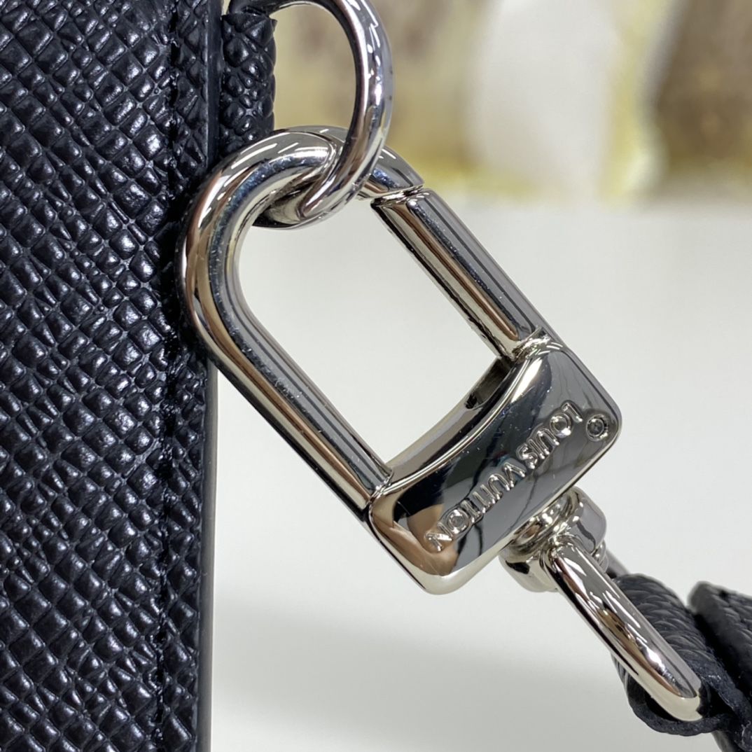 #m69409 l**is V*t*n summer 2021 taïga zippy dragonne wallet