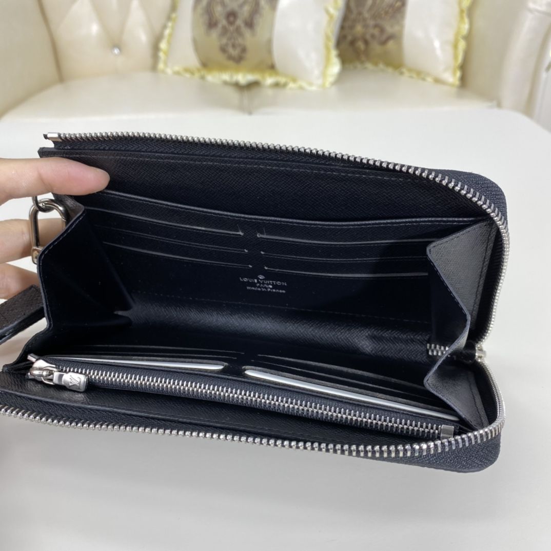 #m69409 l**is V*t*n summer 2021 taïga zippy dragonne wallet