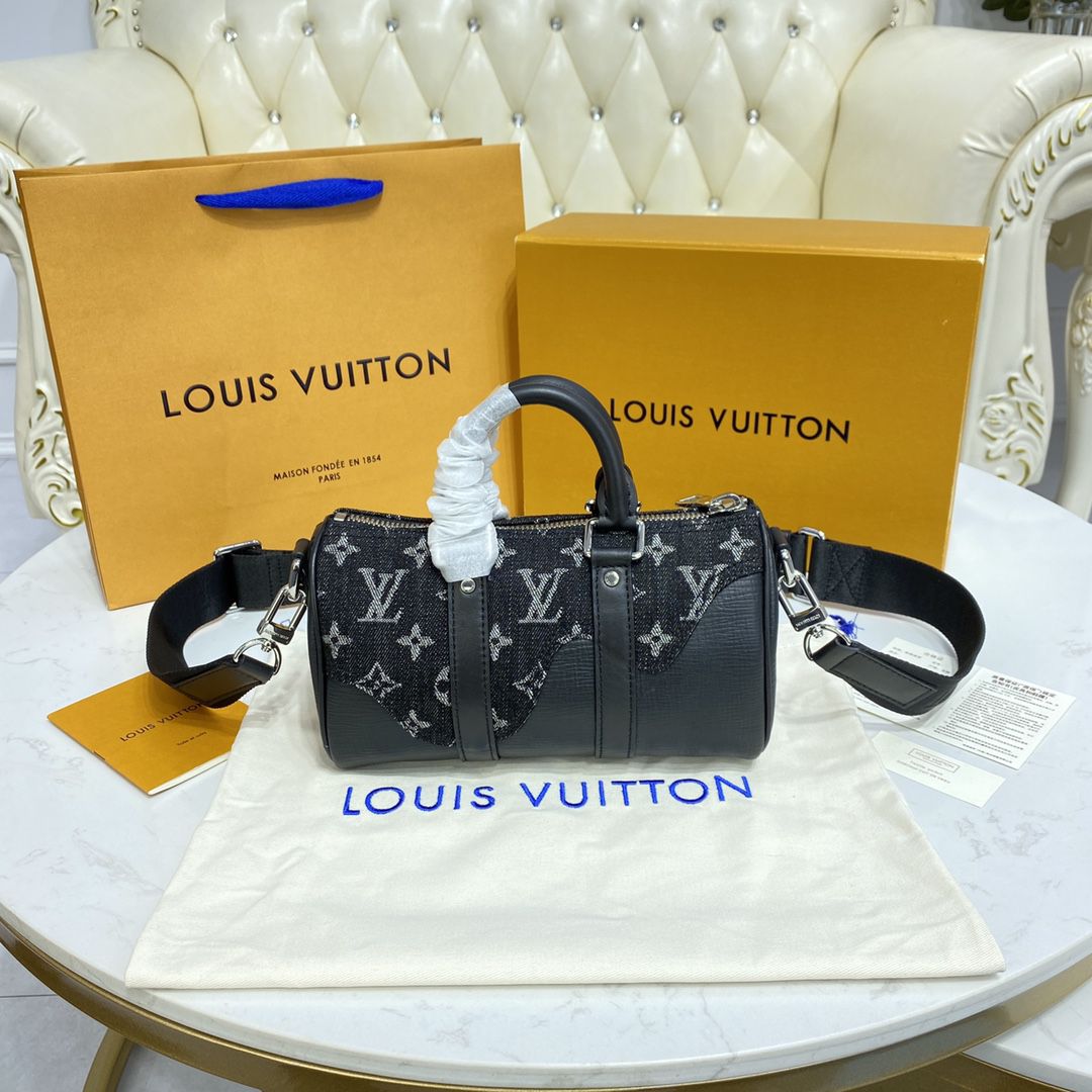 #m81010 l**is V*t*n monogram drip keepall xs