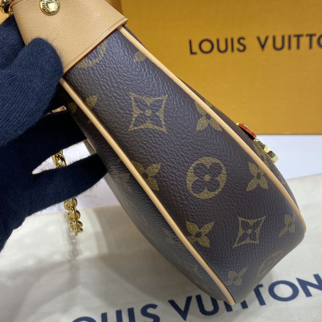 #m81098 l**is V*t*n monogram canvas loop bag