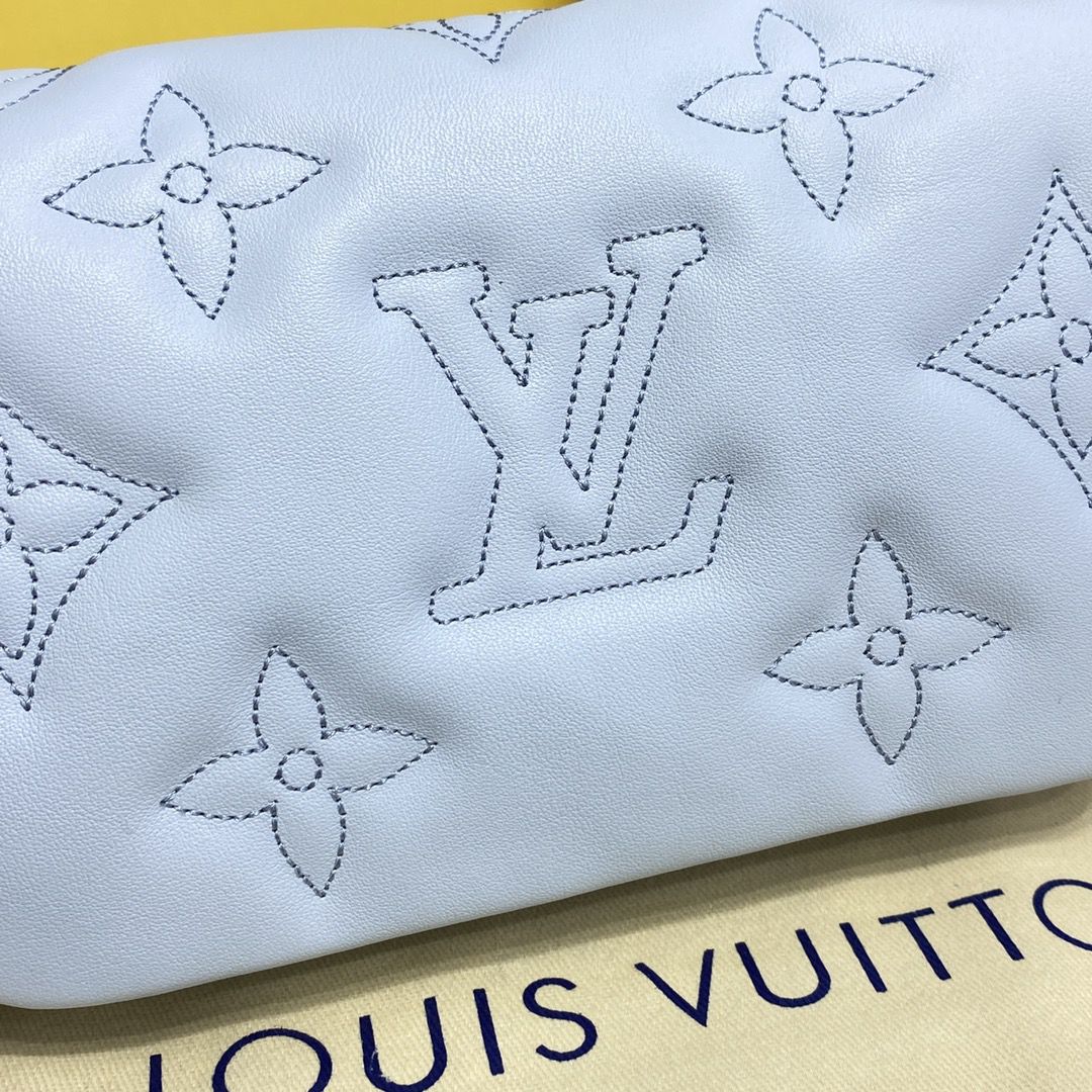 #m81399 l**is V*t*n bubblegram wallet on strap wallet