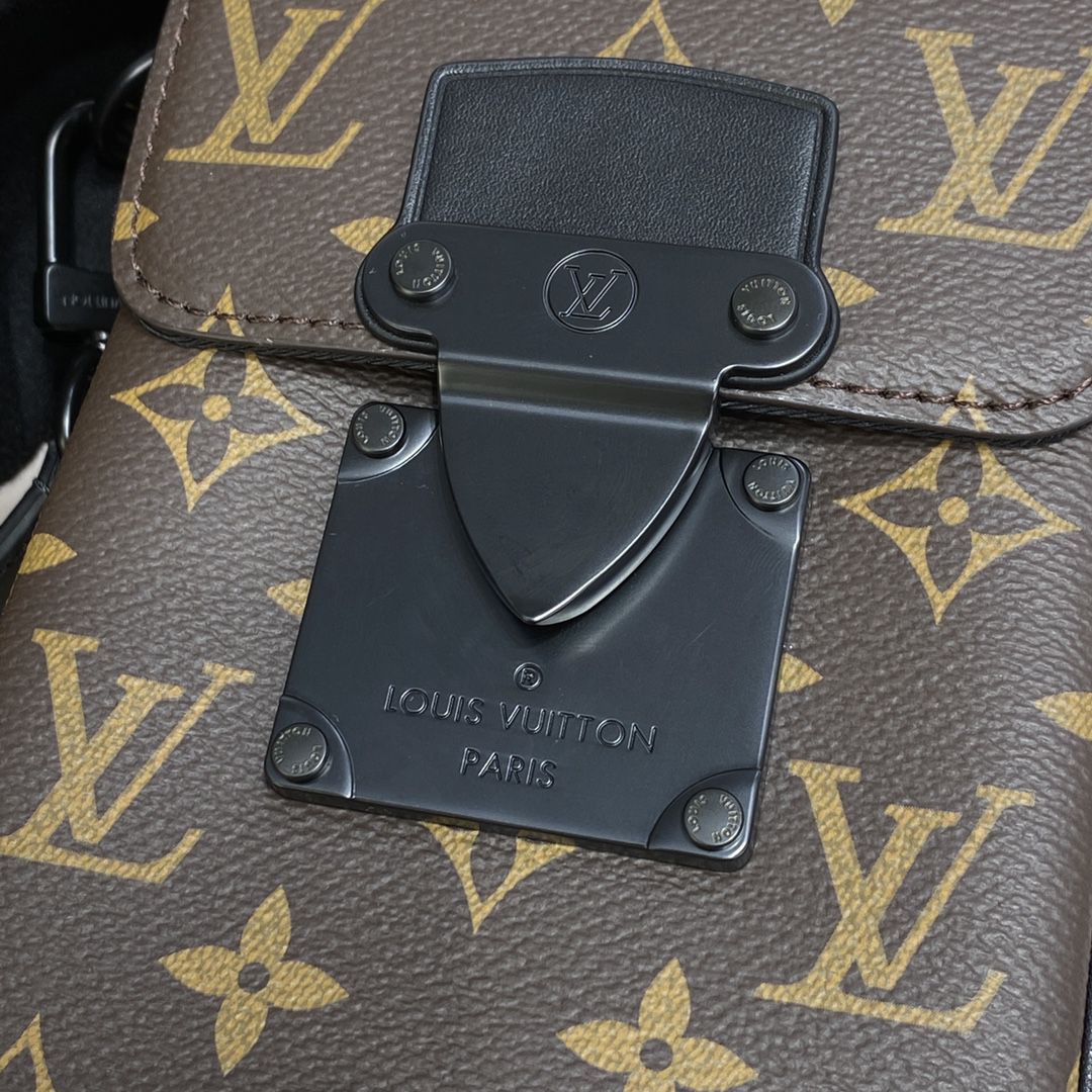 #m81522 l**is V*t*n monogram macassar s-lock vertical wearable wallet