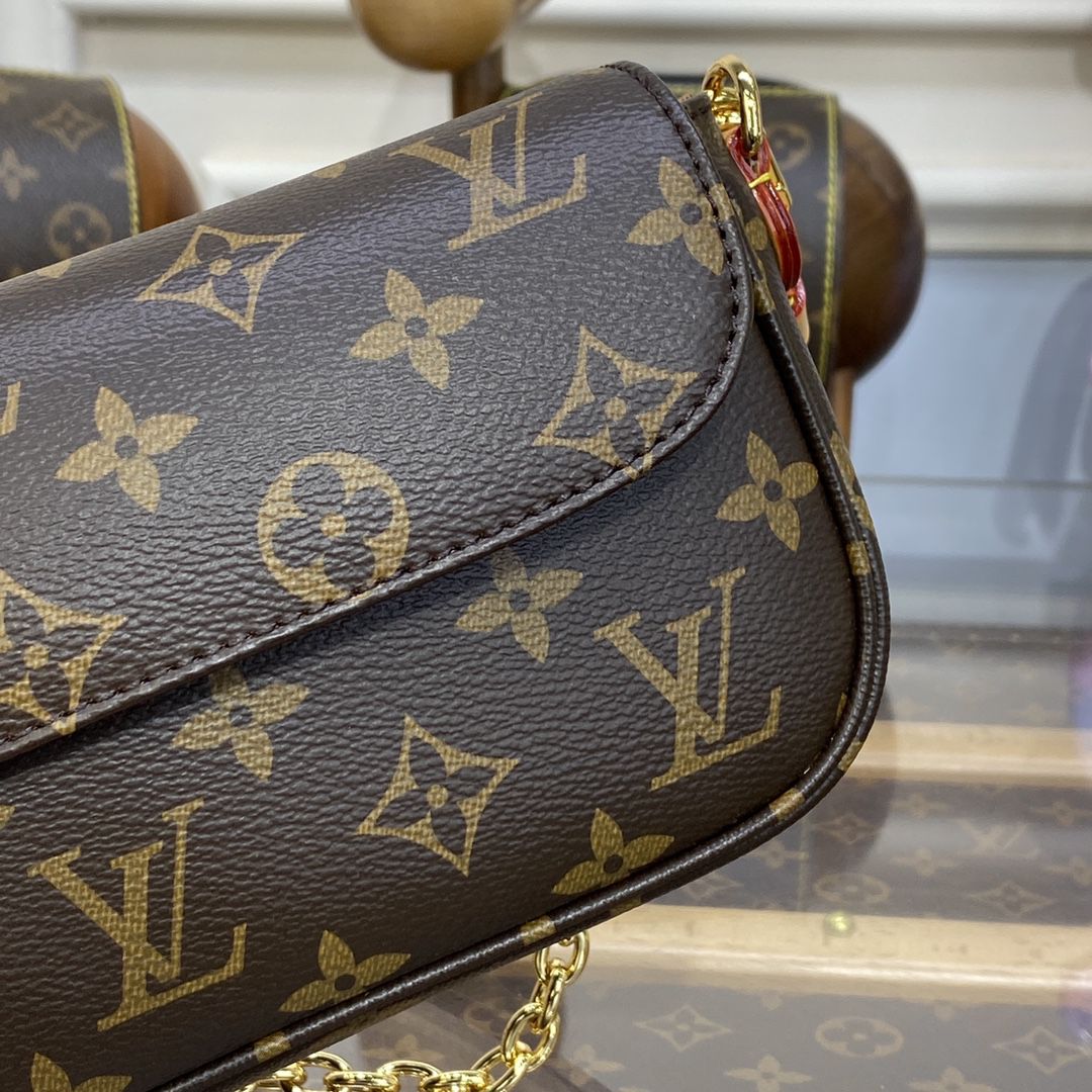 #m81911 l**is V*t*n monogram wallet on chain ivy bag