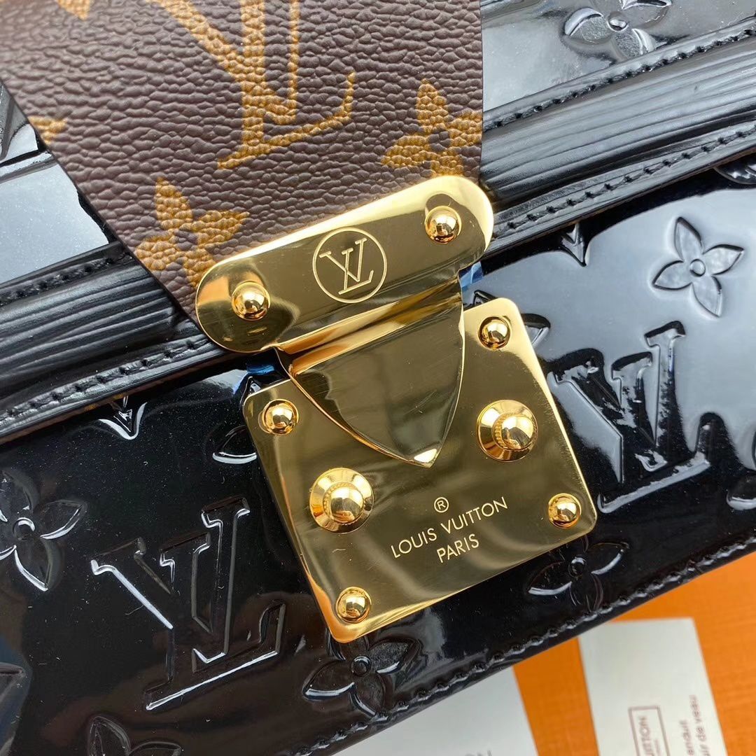 #m90516 l**is V*t*n lv wynwood chain bag-black