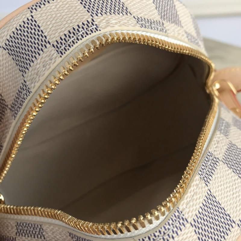 #n40333 l**is V*t*n damier azur boîte chapeau souple pm