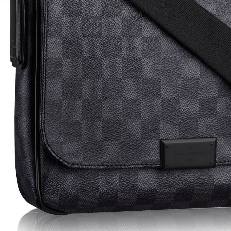 #n41260 l**is V*t*n 2015 men's damier graphite district pm