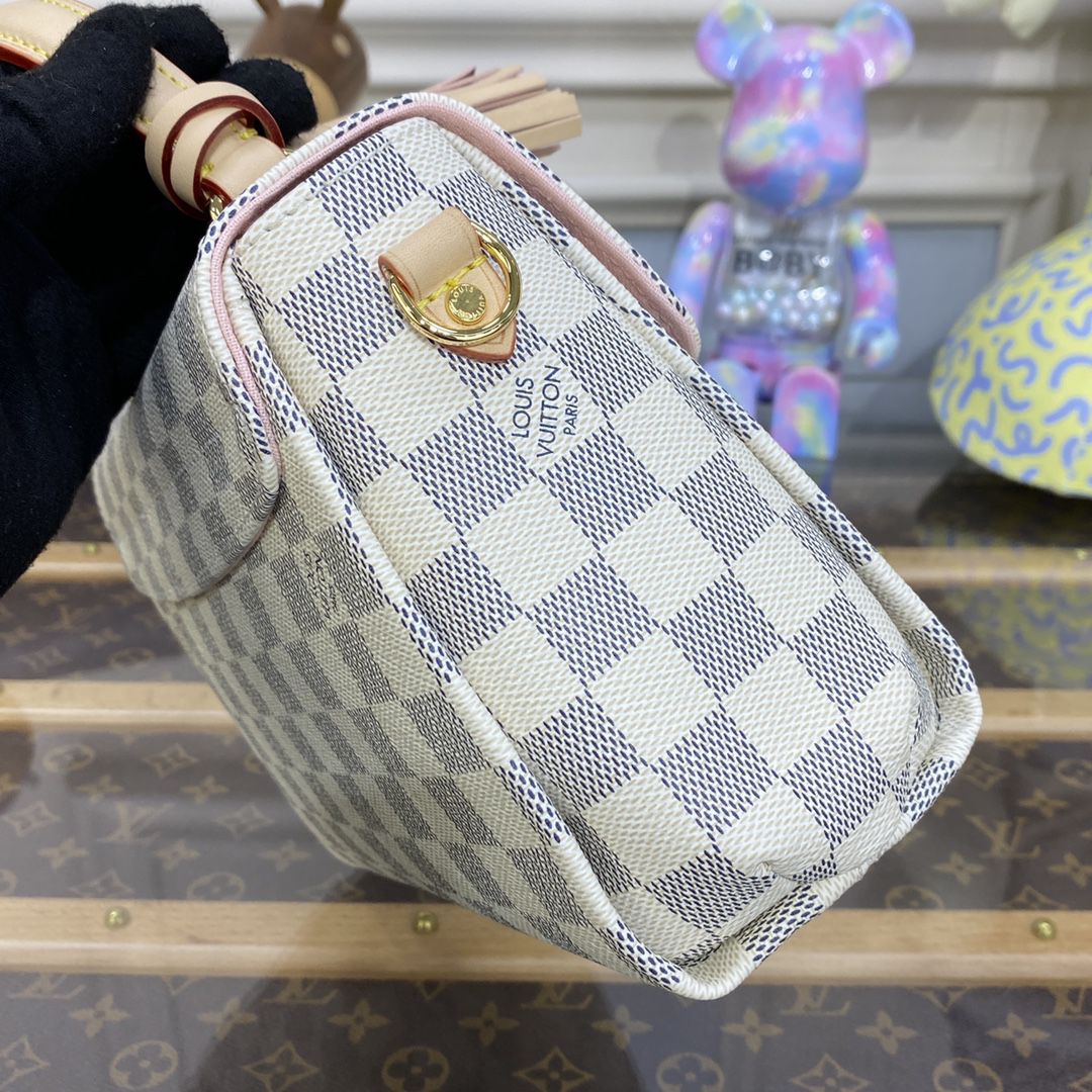 #n41581 l**is V*t*n damier azur croisette bag