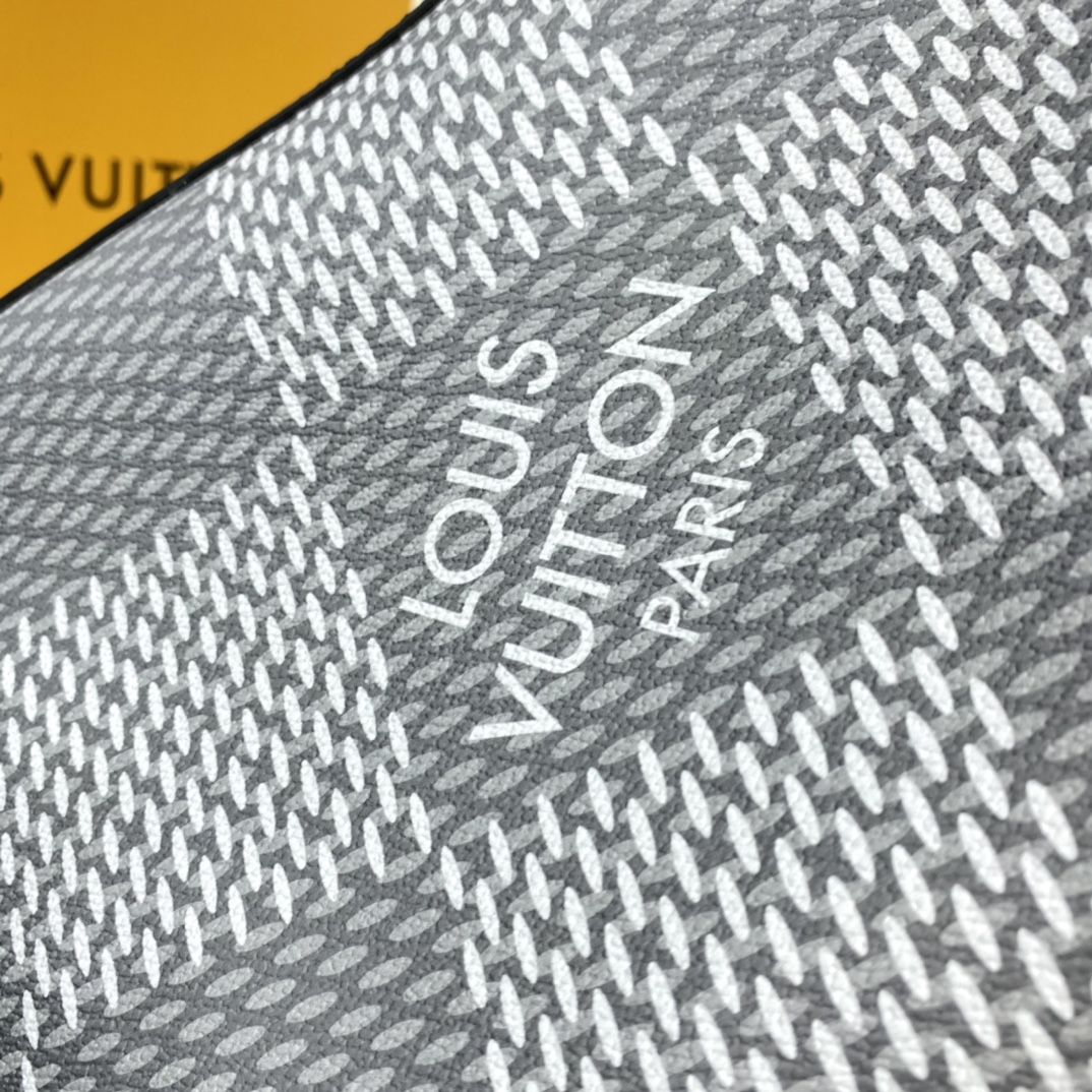 #n50027 l**is V*t*n damier graphite trio messenger