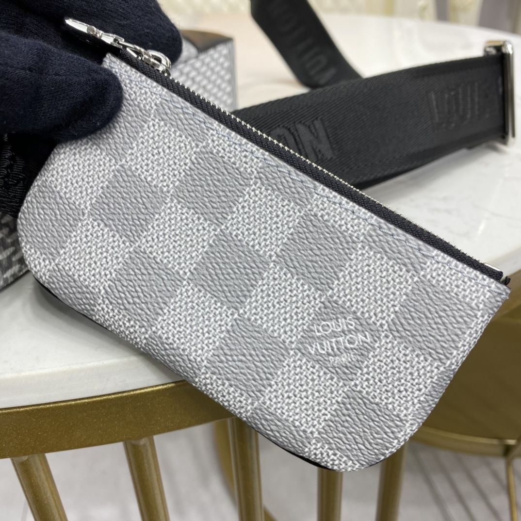 #n50027 l**is V*t*n damier graphite trio messenger