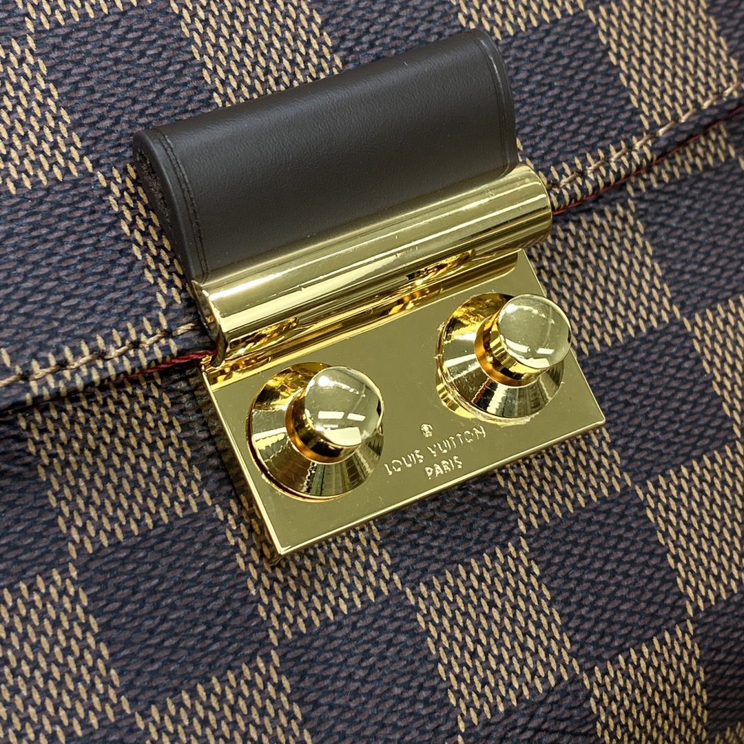 #n53000 l**is V*t*n  damier ebene croisette bag