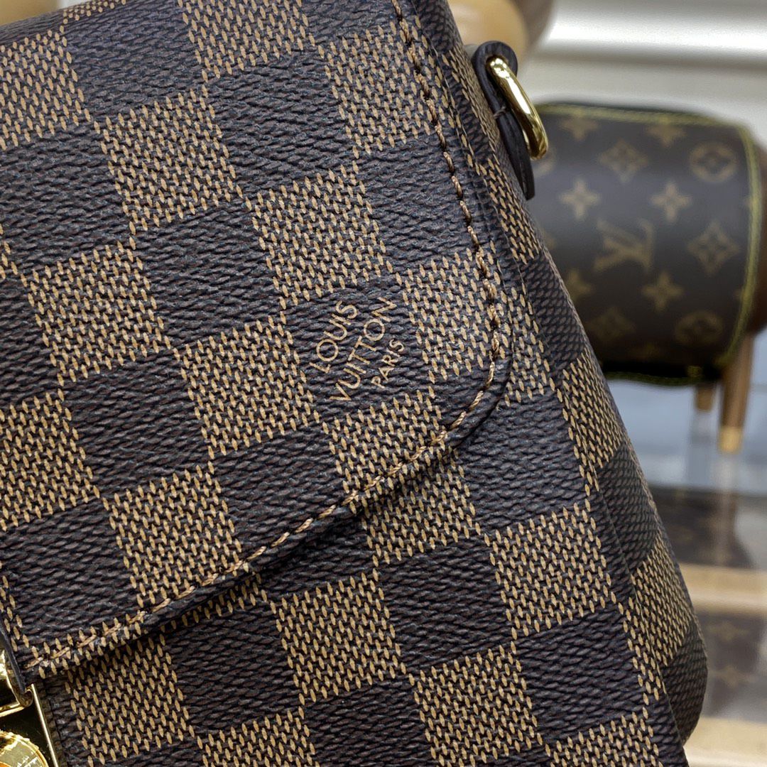 #n53000 l**is V*t*n  damier ebene croisette bag