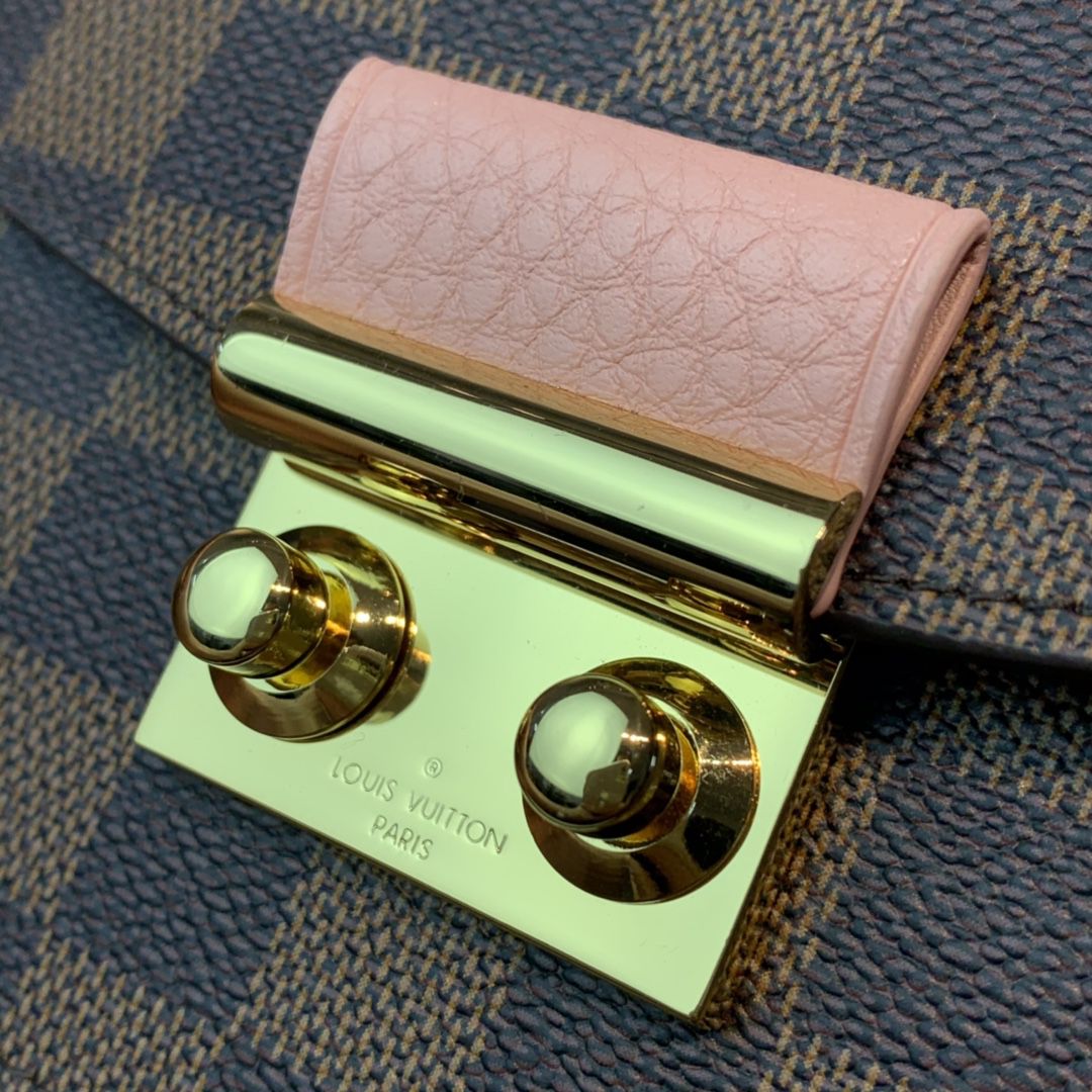 #n60287 l**is V*t*n damier ebene croisette chain wallet-pink