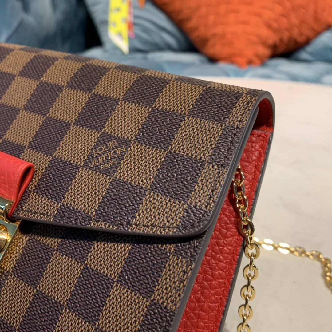 #n60288 l**is V*t*n damier ebene croisette chain wallet-red