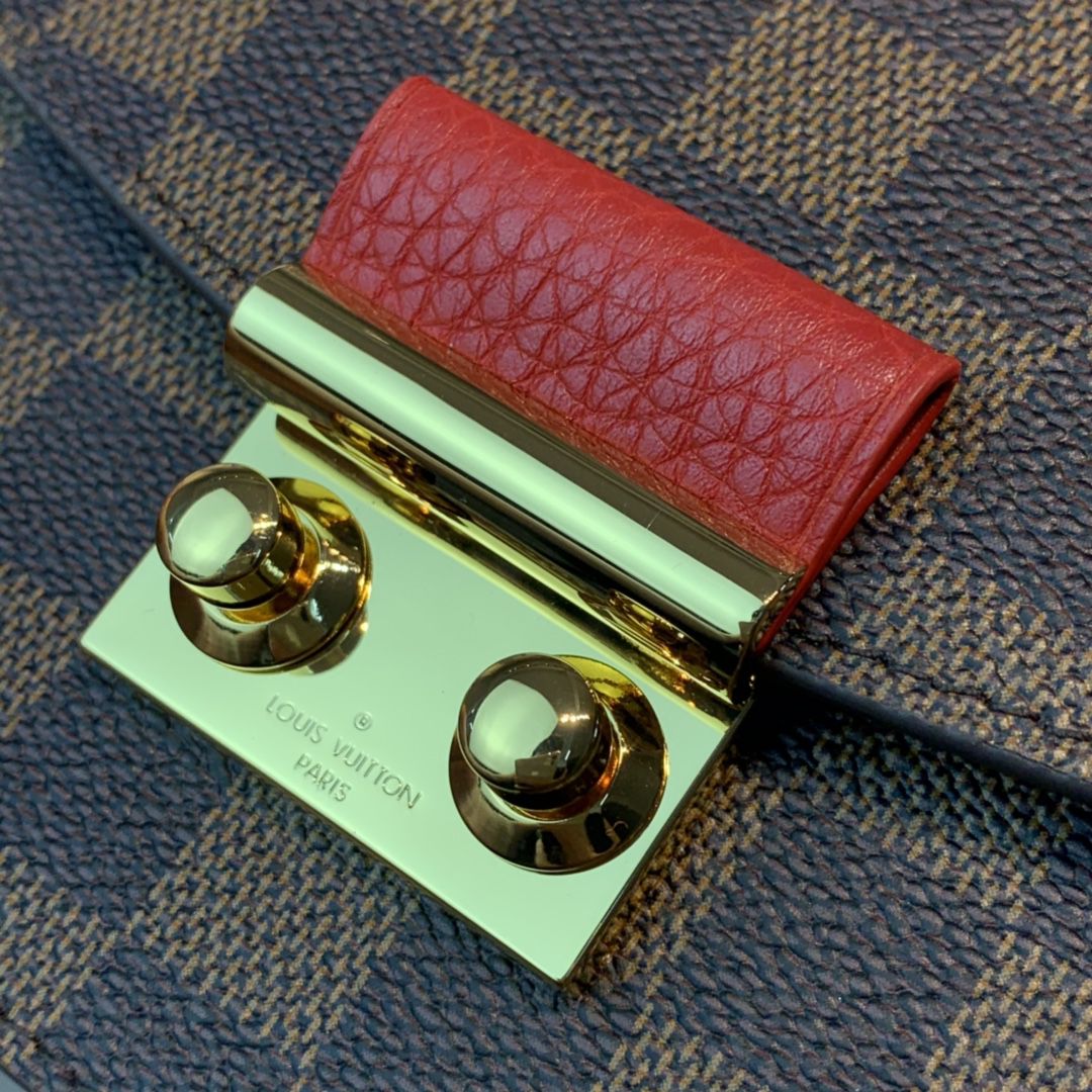 #n60288 l**is V*t*n damier ebene croisette chain wallet-red