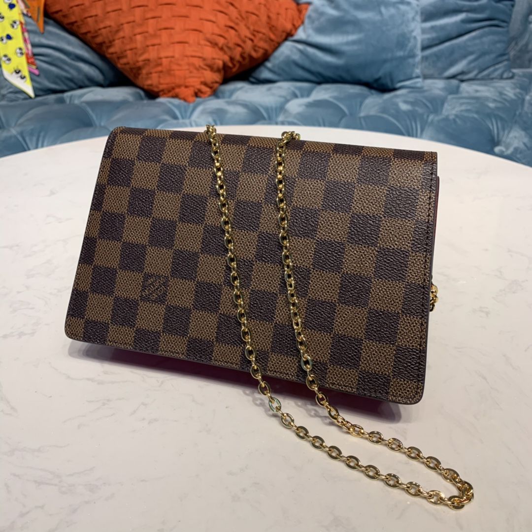 #n60288 l**is V*t*n damier ebene croisette chain wallet-red