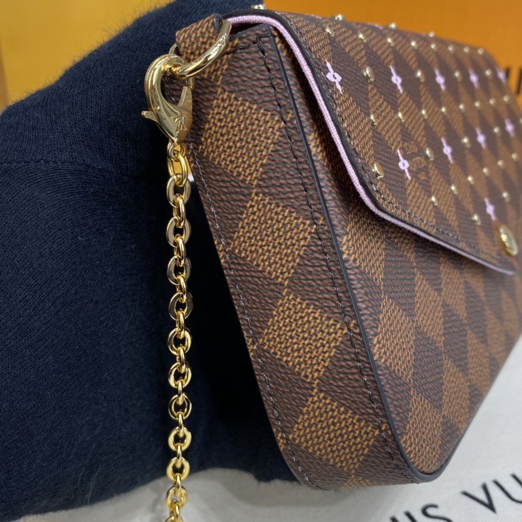#n60474 l**is V*t*n damier ebene studs special edition félicie pochette