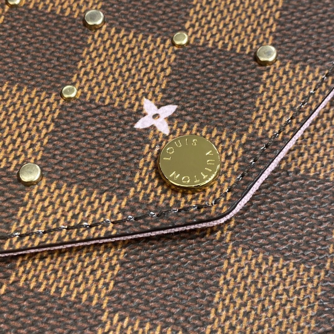 #n60474 l**is V*t*n damier ebene studs special edition félicie pochette