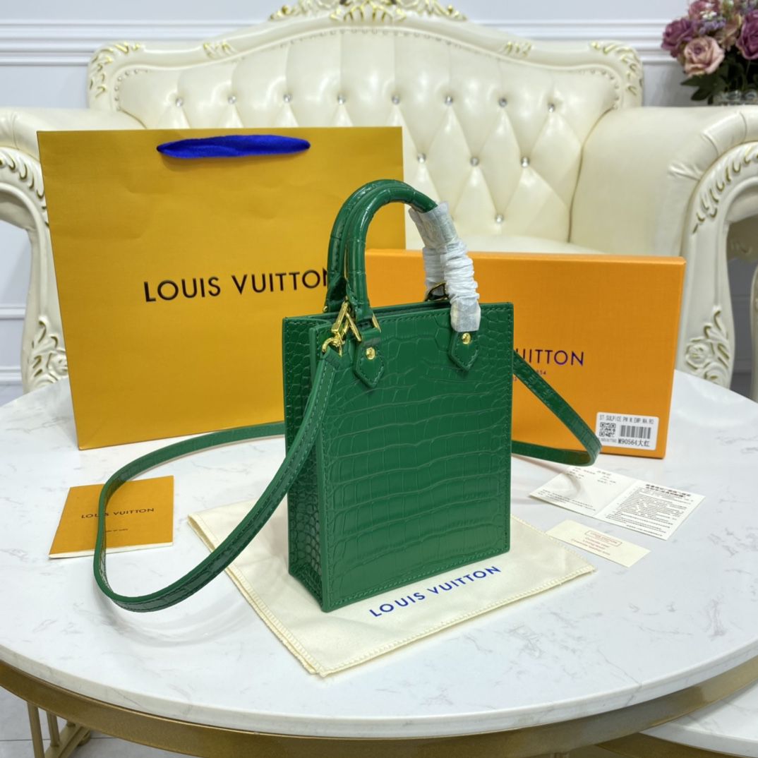 #n99487 l**is V*t*n brilliant alligator leather petit sac plat bag-green