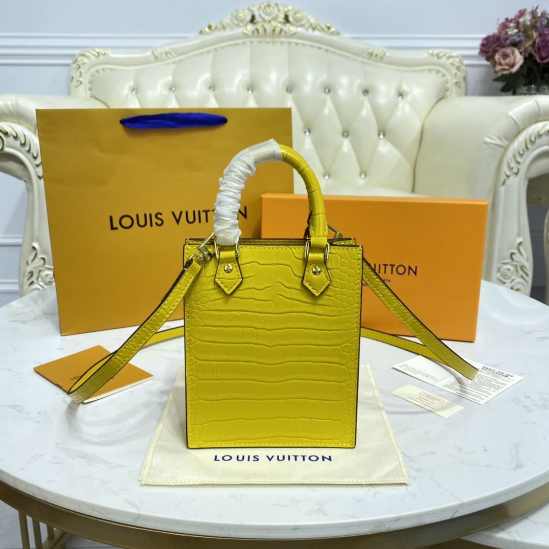 #n99487 l**is V*t*n brilliant alligator leather petit sac plat bag-yellow