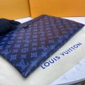 M80425 Louis Vuitton Monogram Shadow Discovery Pochette GM